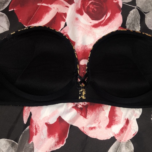 Victoria's Secret Miraculous Padded Strapless Bra - Picture 2 of 4